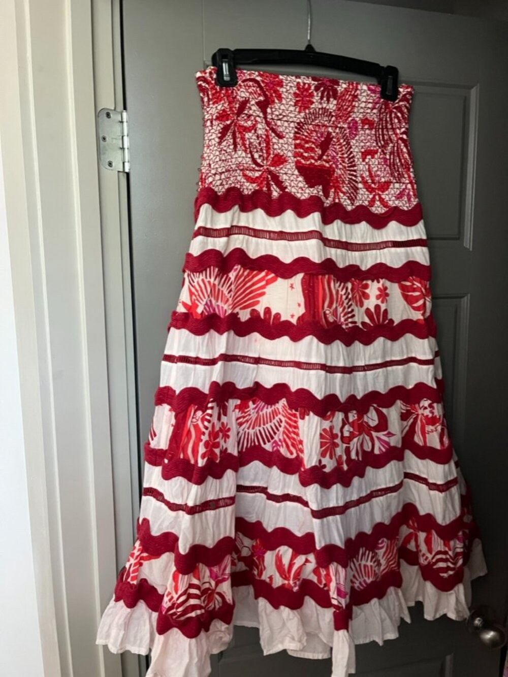 FARM Rio Red and White Tiered Floral Maxi Skirt Set
